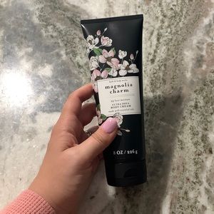 NWOT Magnolia Charm Lotion
